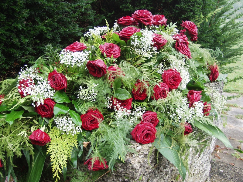 funeraire-FALICON-min_roses-61203